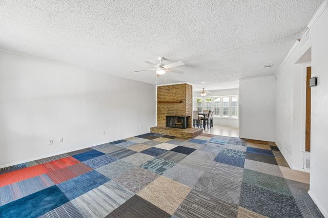 733 Mockingbird Drive, Lewisville, TX 75067