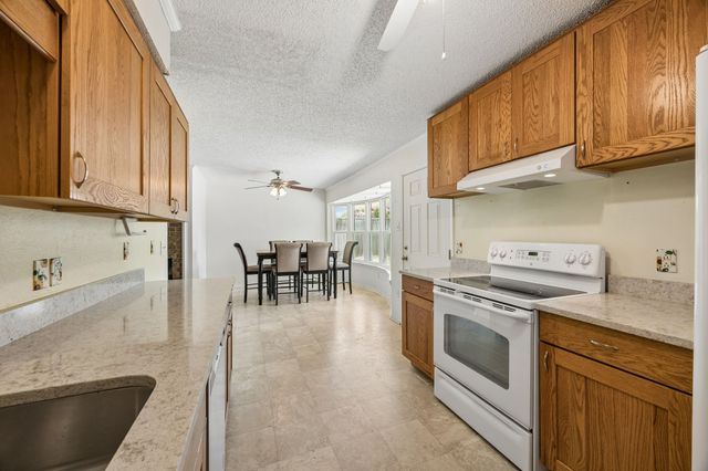 733 Mockingbird Drive, Lewisville, TX 75067