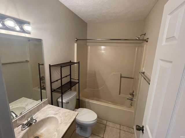 1608 S Highland Avenue, Bloomington, IN 47401