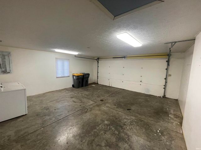 1608 S Highland Avenue, Bloomington, IN 47401