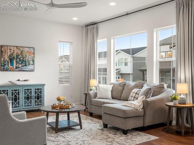 3044 Bivouac Point, Castle Rock, CO 80108