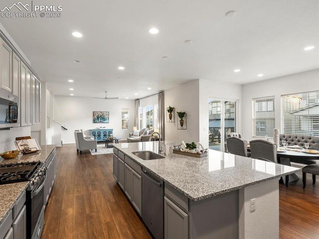 3044 Bivouac Point, Castle Rock, CO 80108