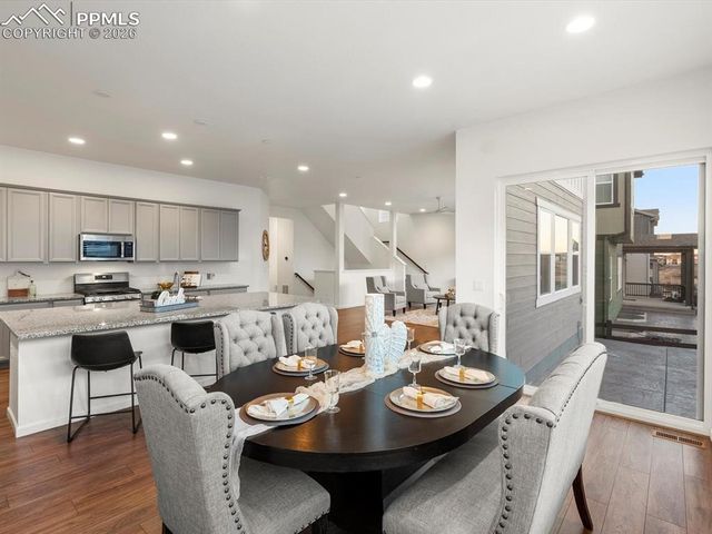3044 Bivouac Point, Castle Rock, CO 80108