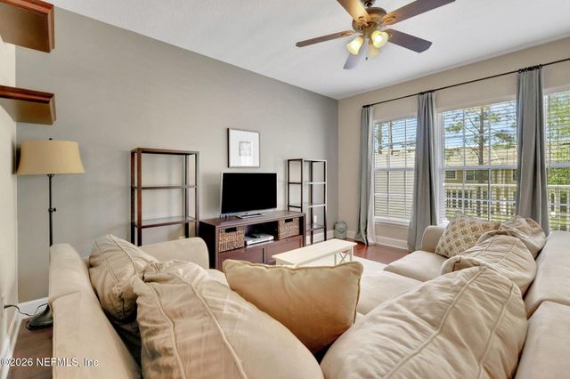 4274 STUDIO PARK Avenue, Jacksonville, FL 32216