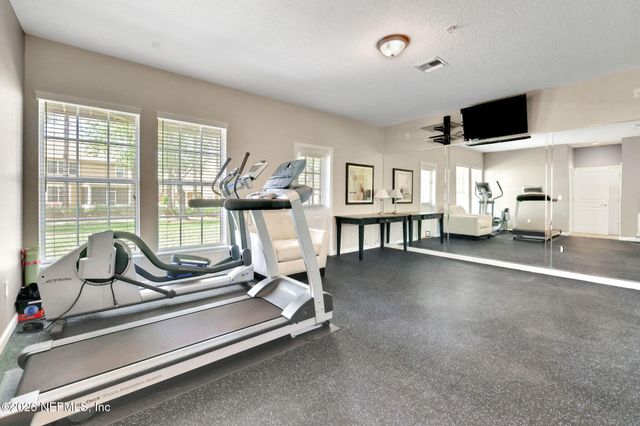 4274 STUDIO PARK Avenue, Jacksonville, FL 32216