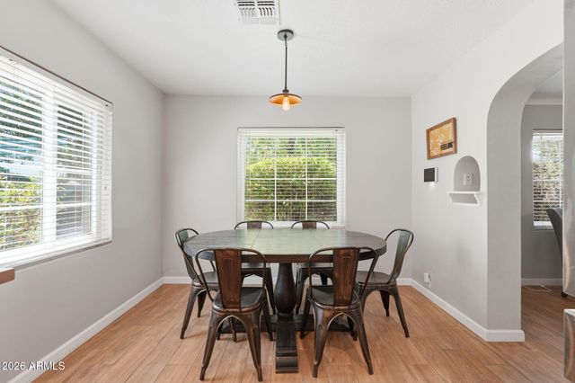 6 N FRASER Drive E, Mesa, AZ 85203