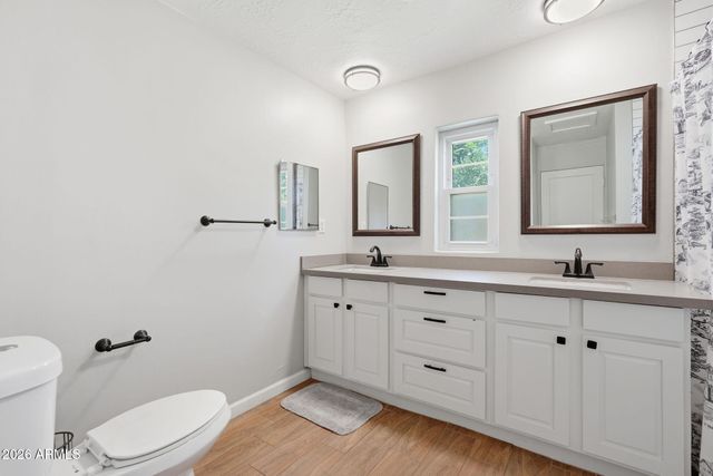 6 N FRASER Drive E, Mesa, AZ 85203