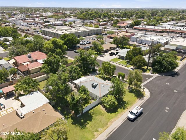 6 N FRASER Drive E, Mesa, AZ 85203