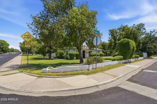 6 N FRASER Drive E, Mesa, AZ 85203