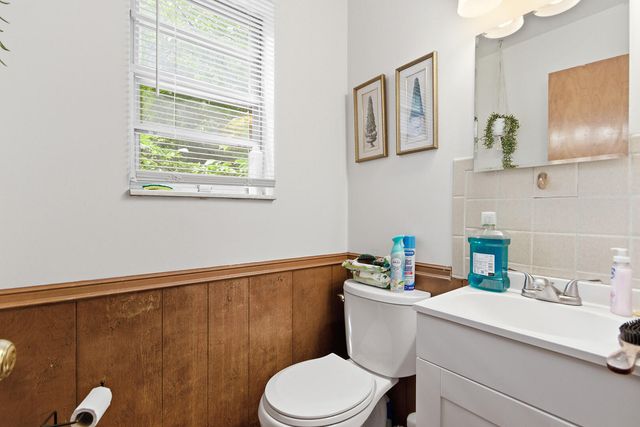 805 S FAIRVIEW RD, Columbia, MO 65203