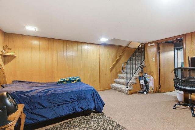 805 S FAIRVIEW RD, Columbia, MO 65203