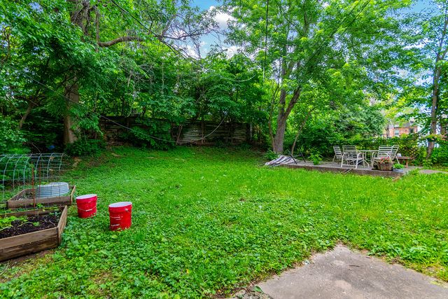 805 S FAIRVIEW RD, Columbia, MO 65203