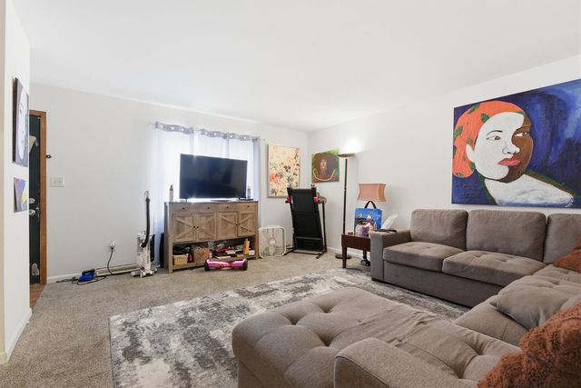805 S FAIRVIEW RD, Columbia, MO 65203