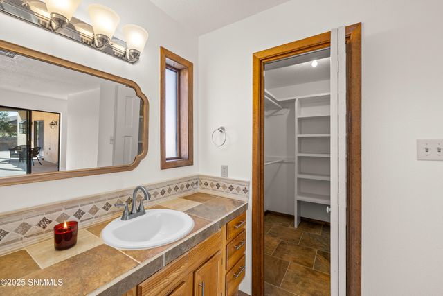 1545 Karrie Lane, Las Cruces, NM 88007