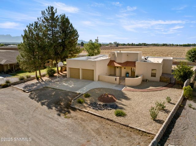 1545 Karrie Lane, Las Cruces, NM 88007