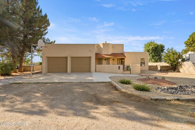 1545 Karrie Lane, Las Cruces, NM 88007