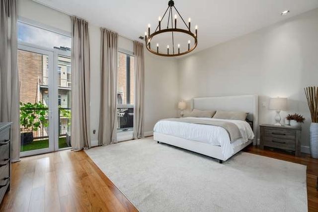 16 N Carpenter Street 4N, Chicago, IL 60607