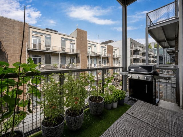 16 N Carpenter Street 4N, Chicago, IL 60607