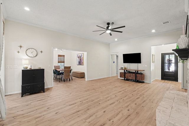 2304 Dove Meadow Court, Grapevine, TX 76051