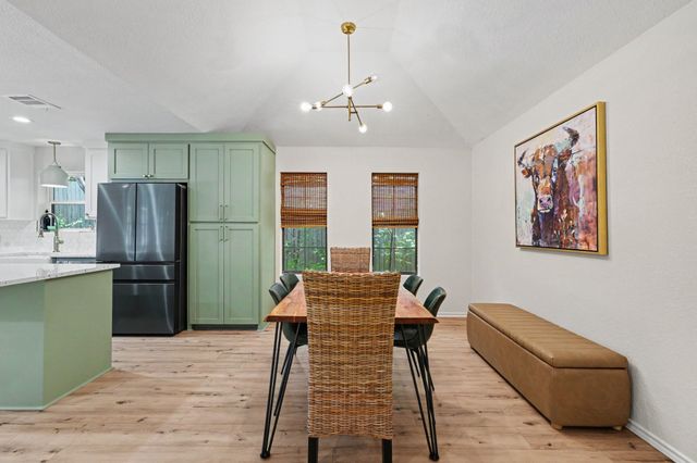 2304 Dove Meadow Court, Grapevine, TX 76051
