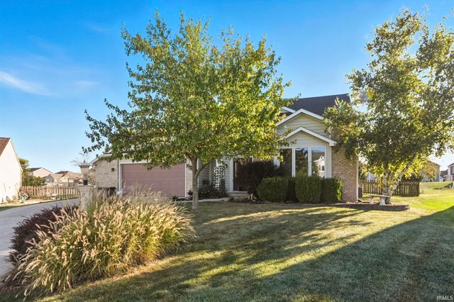 3113 Pinoak Court, Fort Wayne, IN 46814