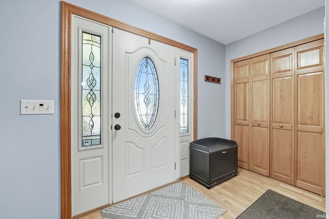 3113 Pinoak Court, Fort Wayne, IN 46814