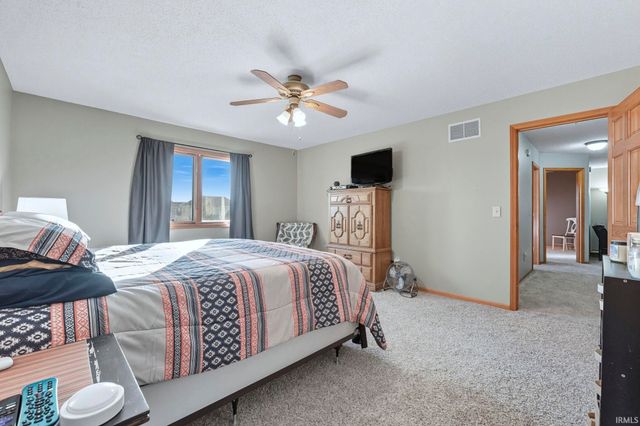 3113 Pinoak Court, Fort Wayne, IN 46814