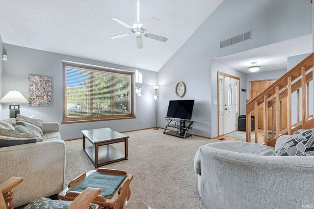 3113 Pinoak Court, Fort Wayne, IN 46814