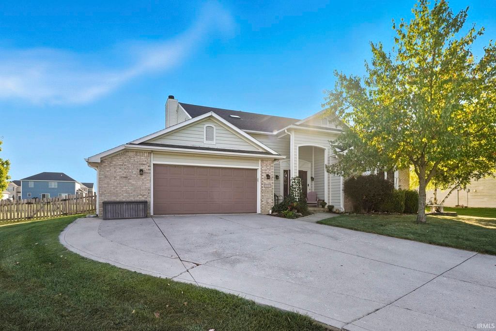 3113 Pinoak Court, Fort Wayne, IN 46814