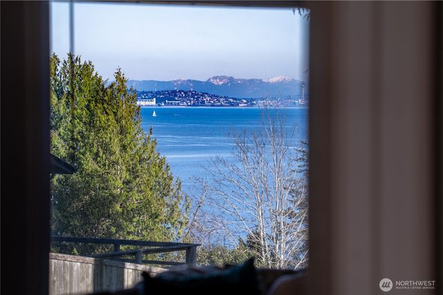 2428 McGregor Drive SE, Port Orchard, WA 98366