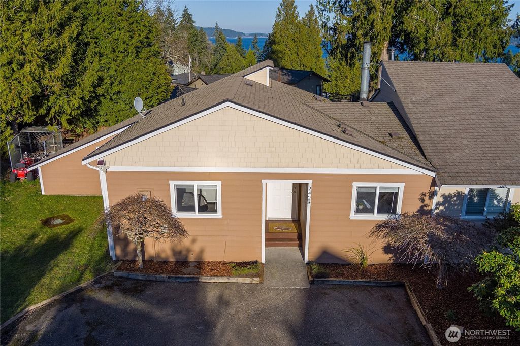 2428 McGregor Drive SE, Port Orchard, WA 98366
