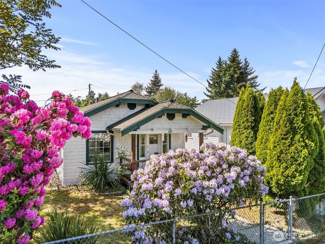 2121 5th Street, Bremerton, WA 98312