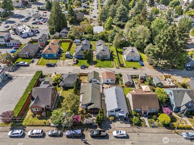 2121 5th Street, Bremerton, WA 98312