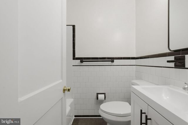 6826 BOSTON AVE, Baltimore, MD 21222