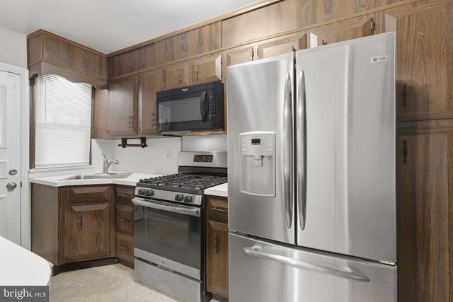 6826 BOSTON AVE, Baltimore, MD 21222