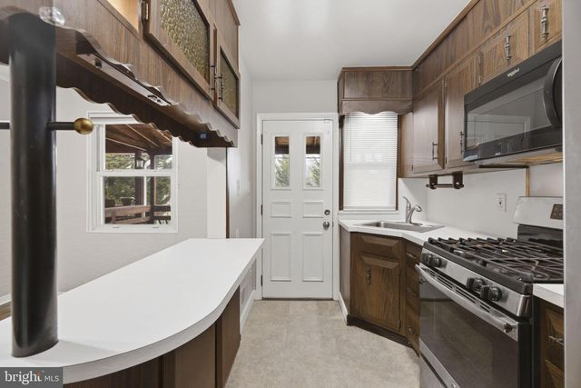 6826 BOSTON AVE, Baltimore, MD 21222