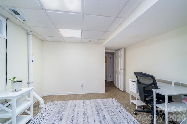 913 Dorothy Street, Hendersonville, NC 28791