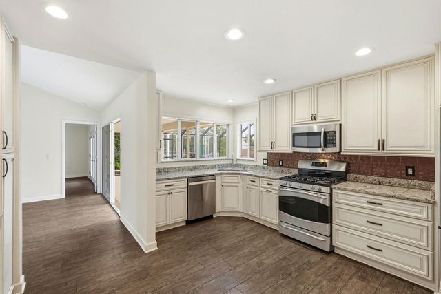 31 CHEROKEE COURT W, Palm Coast, FL 32137