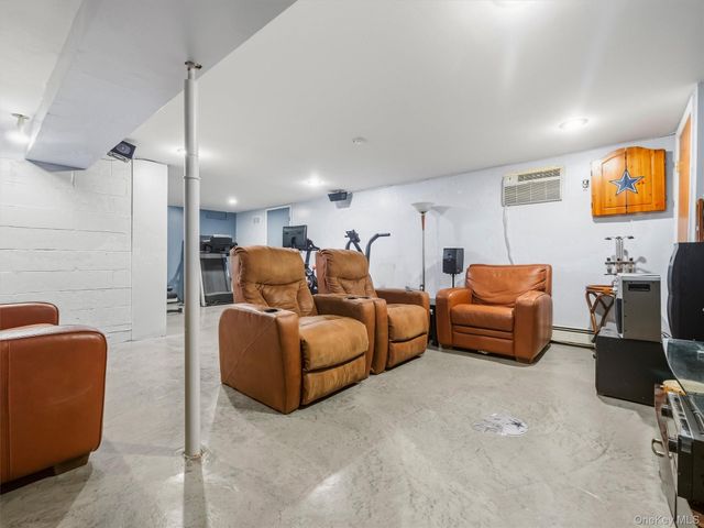 2 Hempstead Lane, Spring Valley, NY 10977