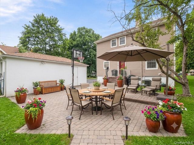 2 Hempstead Lane, Spring Valley, NY 10977