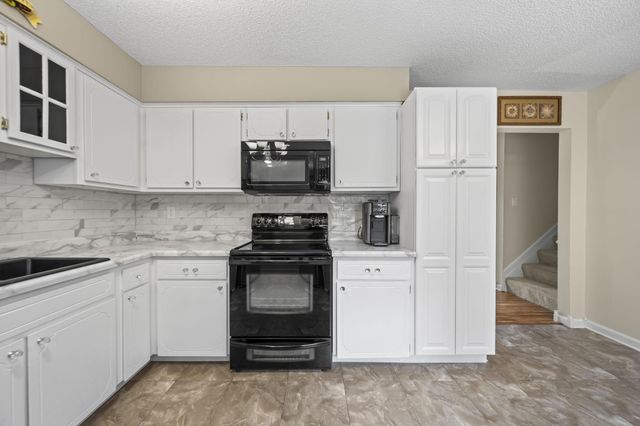 1821 Linkton Drive, Powell, OH 43065