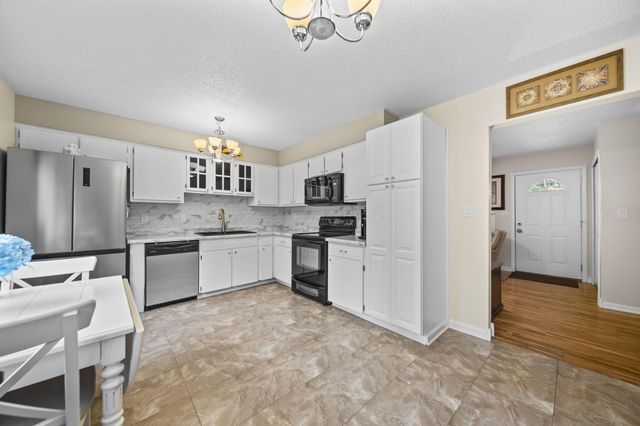 1821 Linkton Drive, Powell, OH 43065