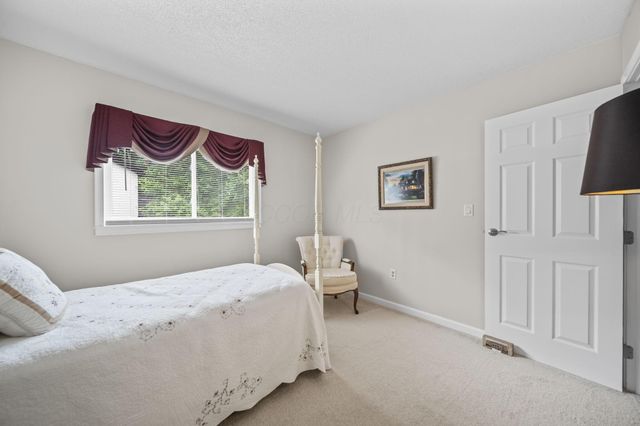 1821 Linkton Drive, Powell, OH 43065