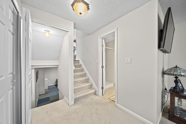 1821 Linkton Drive, Powell, OH 43065
