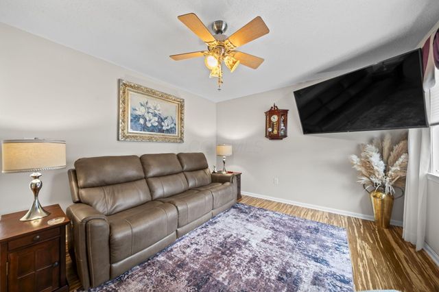 1821 Linkton Drive, Powell, OH 43065