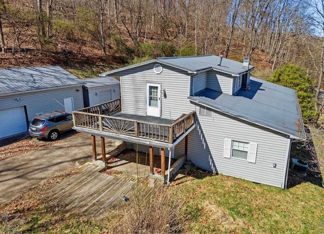 535 County Road 104, Chesapeake, OH 45619