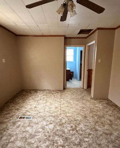 535 County Road 104, Chesapeake, OH 45619