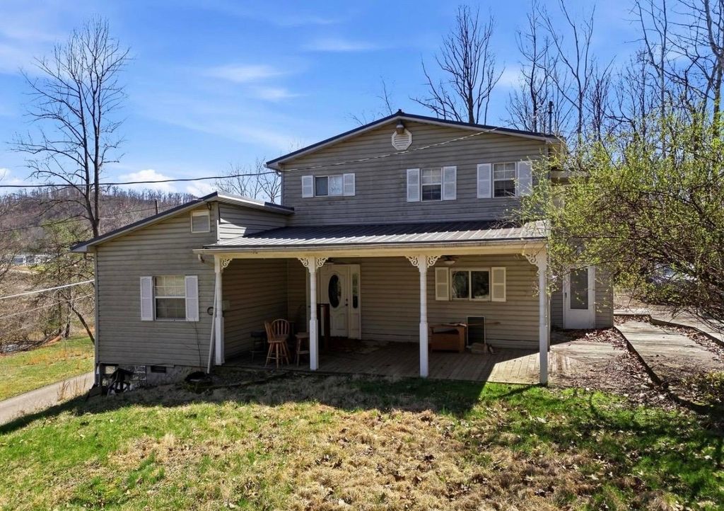 535 County Road 104, Chesapeake, OH 45619