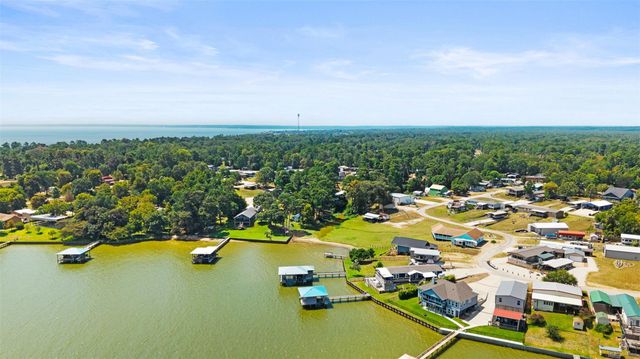 138 Rum Cay Court, Point Blank, TX 77364