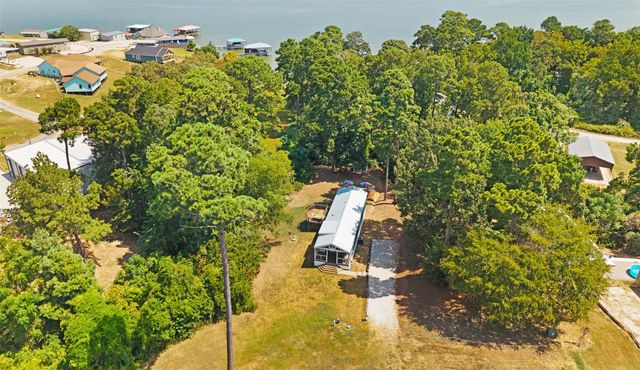 138 Rum Cay Court, Point Blank, TX 77364